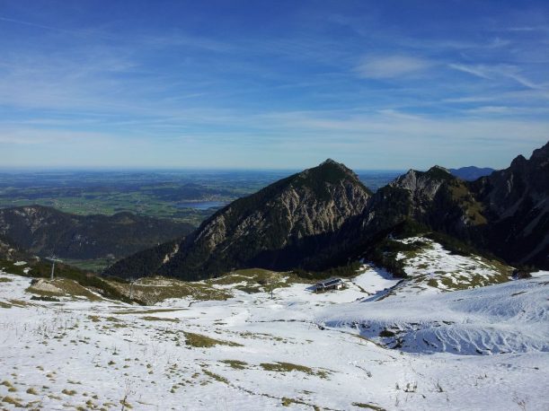 Ausblick vom Füssener Jöchle mit Bilck ins Allgäu