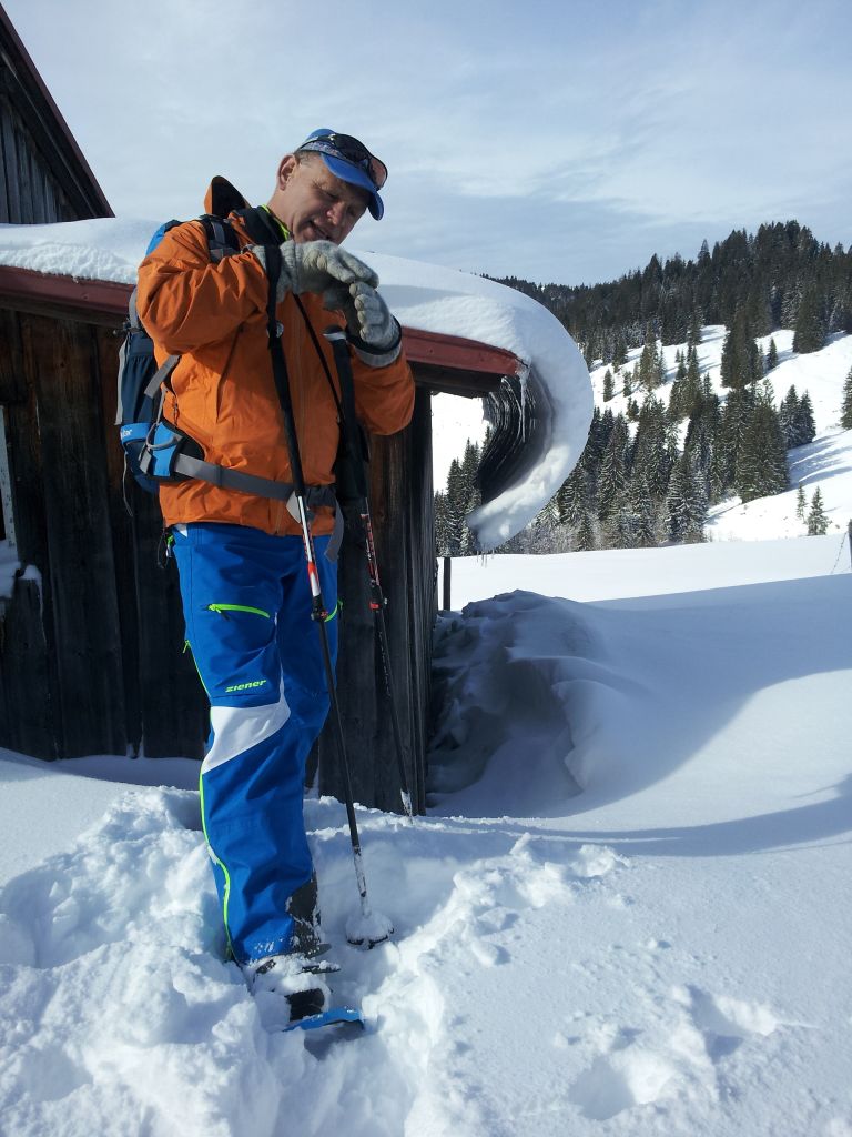 Schneearten und Lawinen- wichtig zu wissen im Skiurlaub