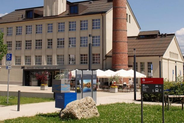 Der Start- und Willkommensplatz der Wandertrilogie Allgäu am Hutmuseum in Lindenberg, © Allgäu GmbH