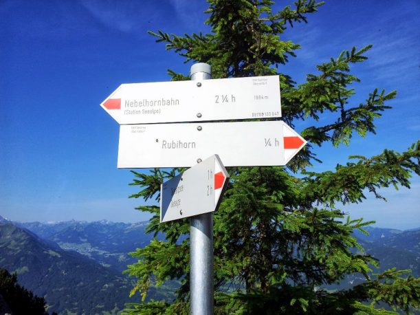 Wegbeschilderung in den Allgäuer Alpen