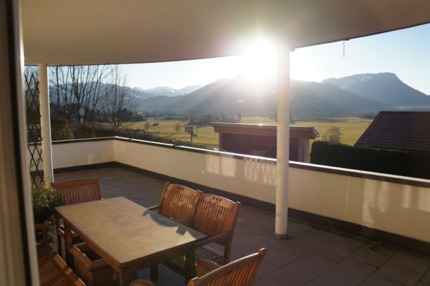 Blick von der Küche in die Allgäuer Alpen