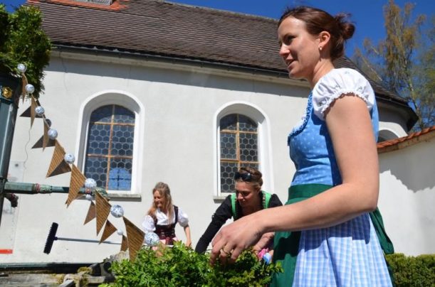 Viele Hände, schnelles Ende