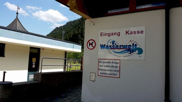 Eingang Freibad