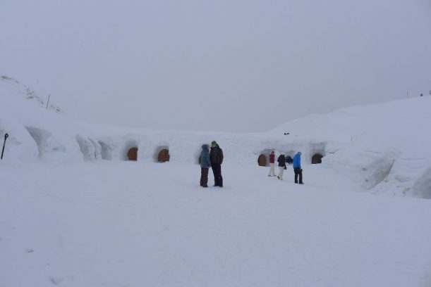 Iglu Lodge im Schnee in den Allgäuer Alpen