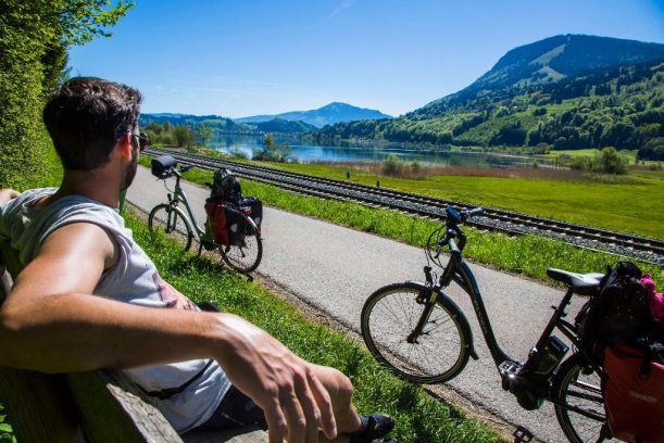 Rasten am großen Alpsee, ein schöner Platz auf der Radrunde Allgäu