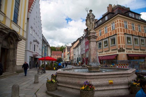 Der traumhafte Marktplatz Kaufbeuren auf der Radrunde Allgäu.