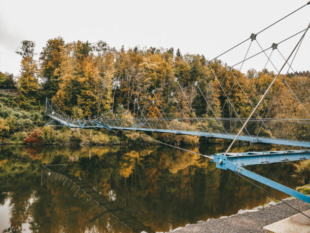 Illerradweg Iller-Hängebrücke Altusried @Allgäu GmbH, Travelisto Reiseblog